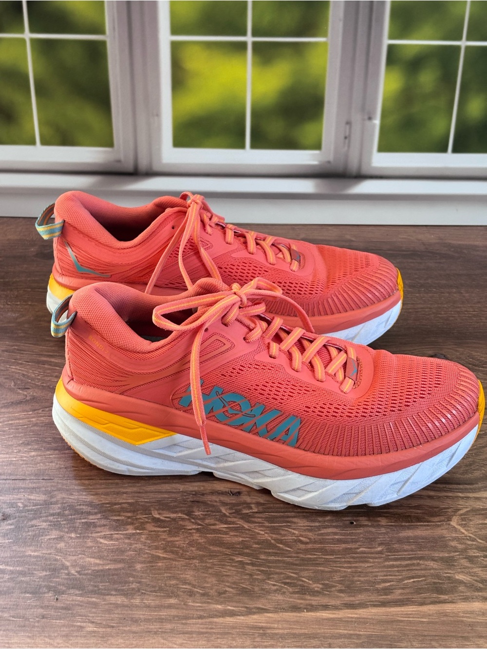 HOKA Bondi 7 Women’s Size 8 Coral Cushioned Running Shoes - Picture 2 of 12